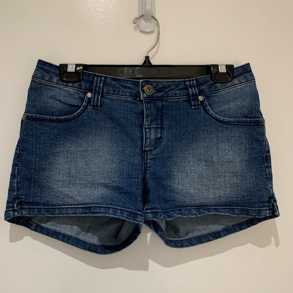 Parasuco Denim jean shorts - size 28 - Picture 1 of 3